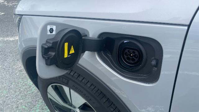 Volvo  Recharge Core, T4 plug-in hybrid, Eléctrico