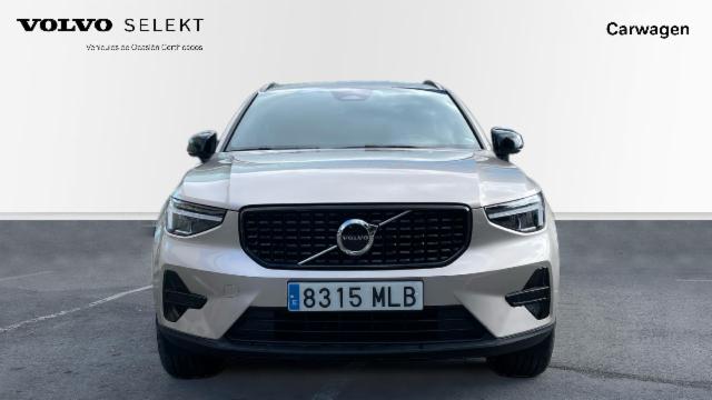 Volvo  XC40 Plus, B3 mild hybrid, Gasolina, Dark