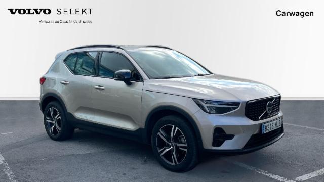 Volvo  XC40 Plus, B3 mild hybrid, Gasolina, Dark